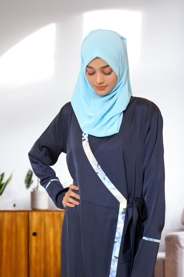 Side Open Style Abaya